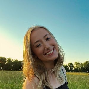 Meet your Posher, Kaycie